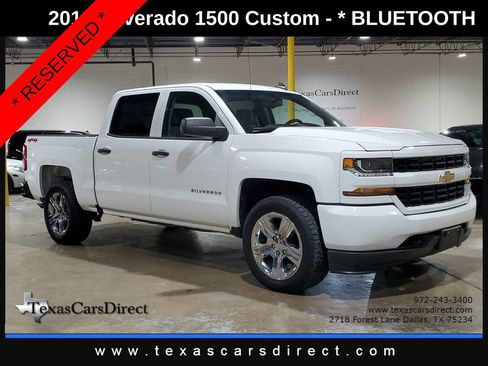 Used 2018 Chevrolet Silverado 1500 Custom w/ Custom Value Package AWD/4WD image 3