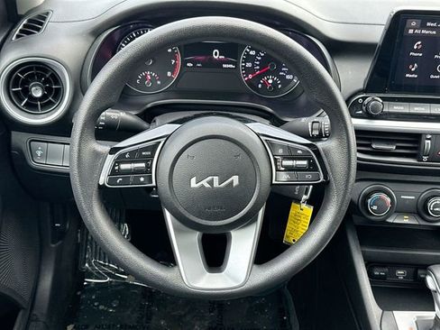 Used 2023 Kia Forte LXS image 13