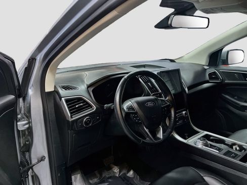 Used 2023 Ford Edge SEL AWD/4WD image 9