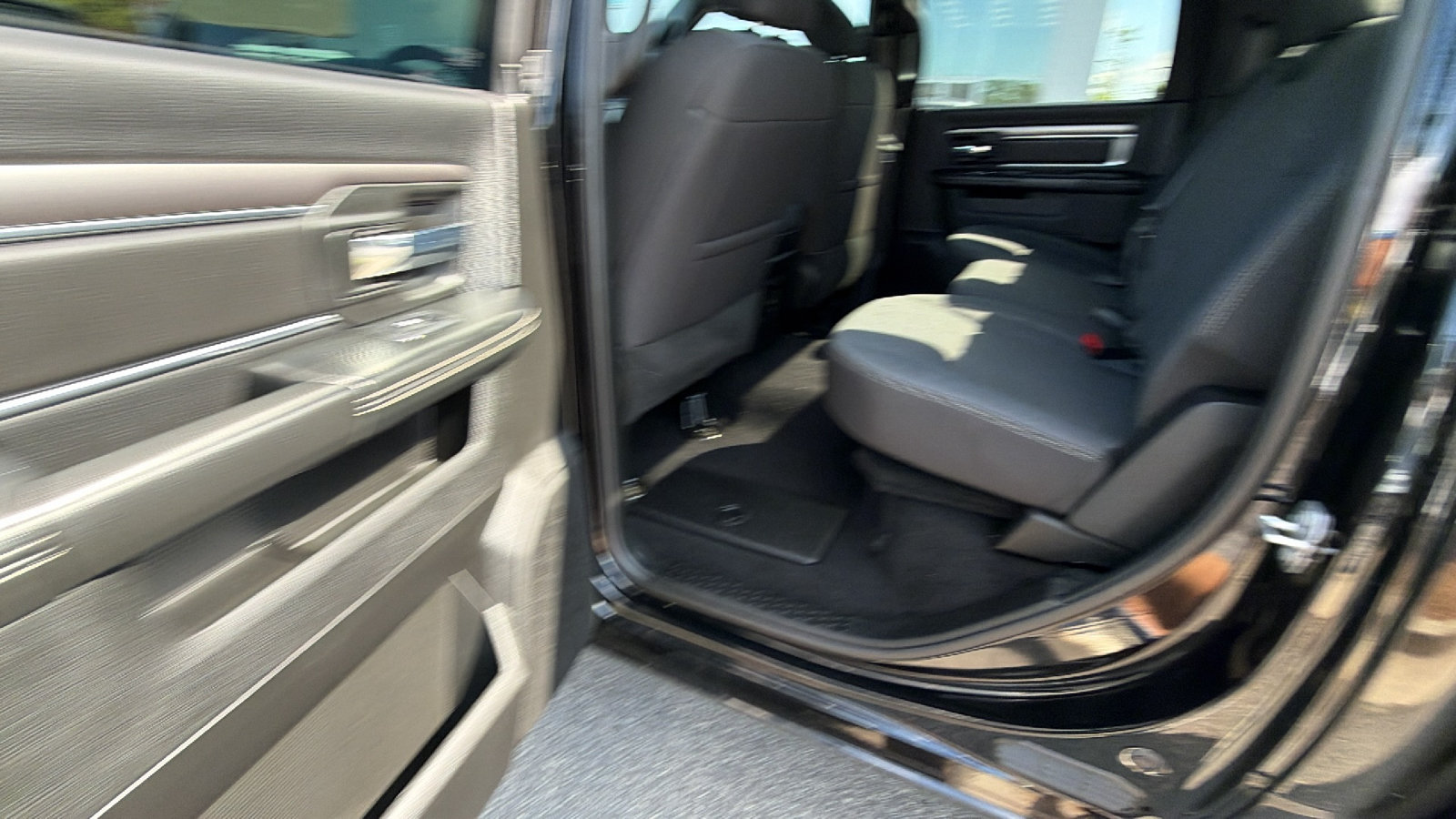Certified 2024 RAM 1500 Warlock w/ Electronics Group AWD/4WD image 23