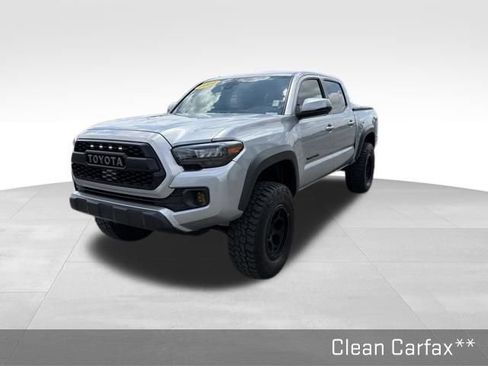 Used 2021 Toyota Tacoma TRD Off-Road AWD/4WD image 6