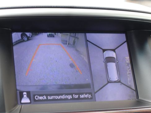 Used 2014 Nissan Pathfinder Platinum AWD/4WD image 19