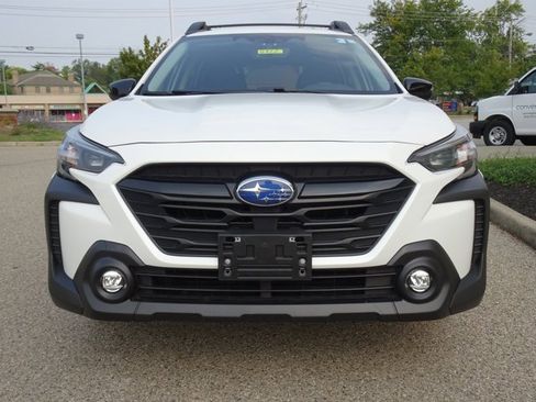 Used 2023 Subaru Outback Onyx Edition image 8