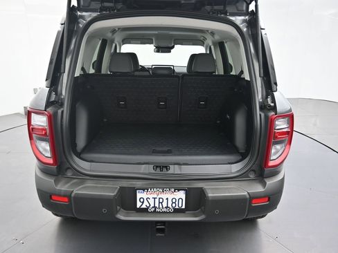 Used 2025 Ford Bronco Sport Badlands image 16