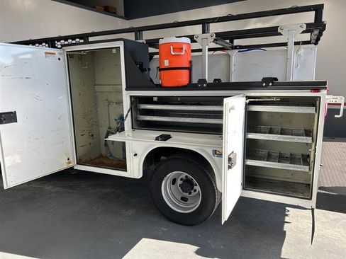 Used 2019 Ford F350 XL w/ XL Value Package image 7