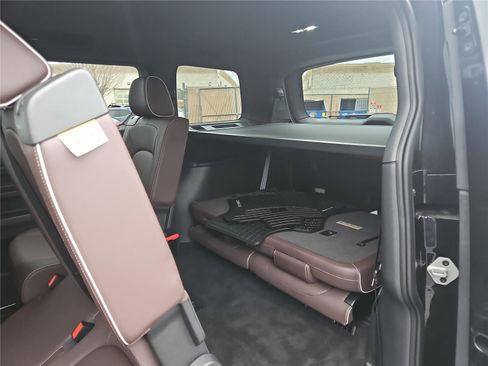 New 2025 Volkswagen ID. Buzz Pro S image 22