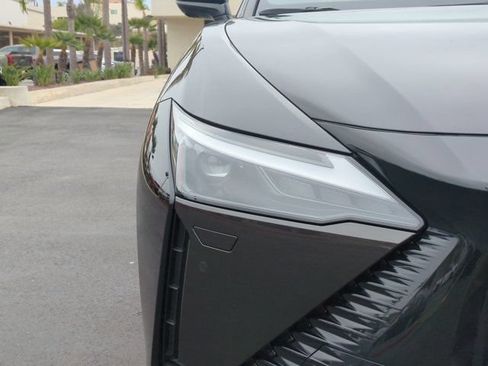 Used 2023 Lexus RZ 450e Premium w/ Accessory Package (Z1) AWD/4WD image 10