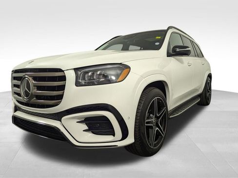 Used 2025 Mercedes-Benz GLS 450 4MATIC image 60