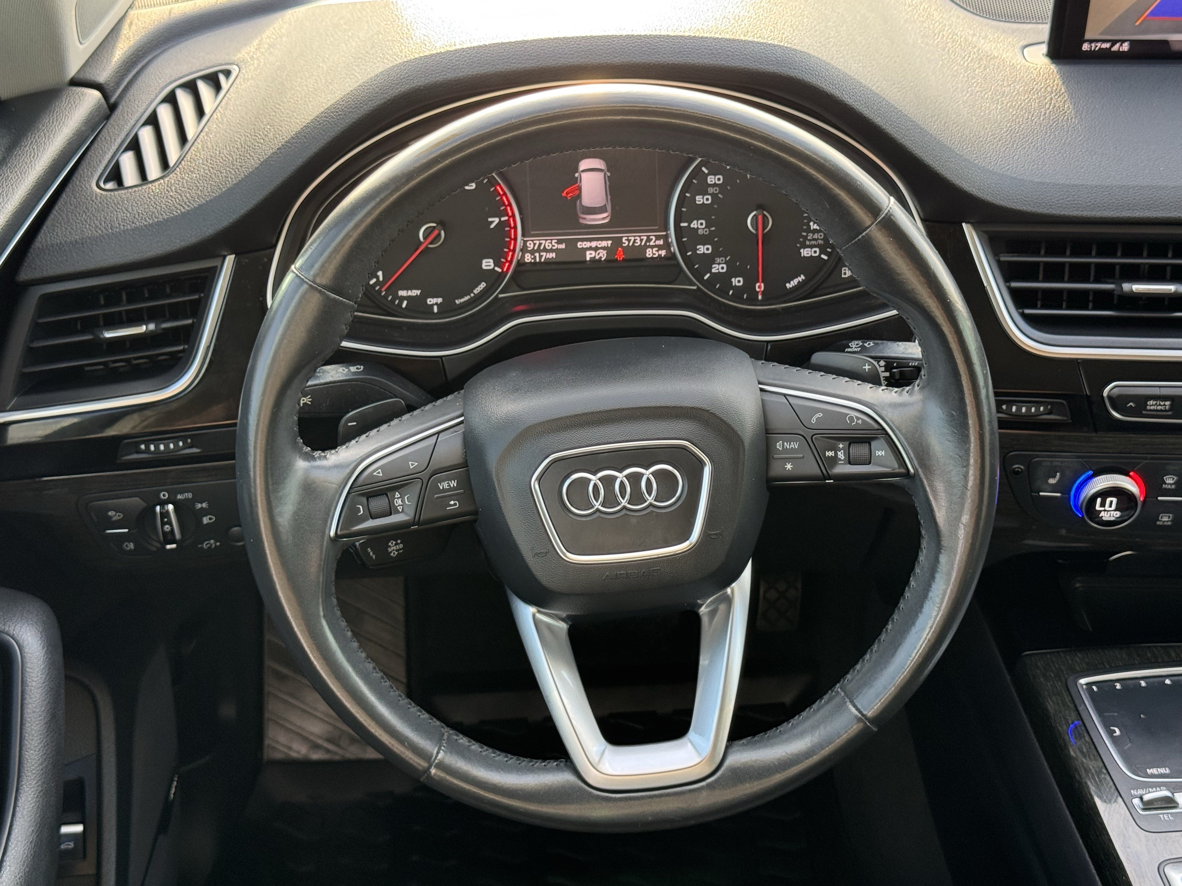 Used 2018 Audi Q7 3.0T Premium Plus w/ Premium Plus Package AWD/4WD image 11