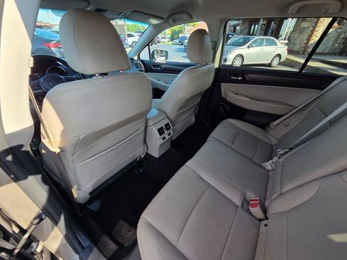 Used 2015 Subaru Outback 2.5i Limited AWD/4WD image 14