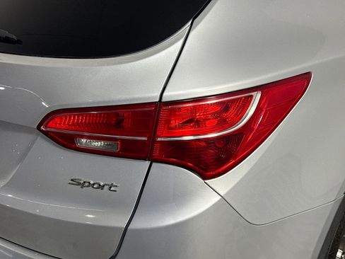 Used 2016 Hyundai Santa Fe Sport image 32