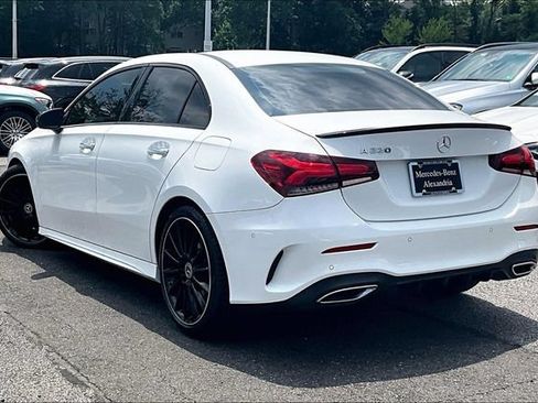 Used 2019 Mercedes-Benz A 220 w/ AMG Line image 10