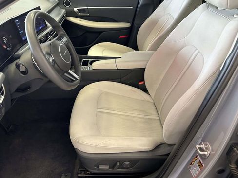 Used 2024 Hyundai Sonata SEL FWD image 13