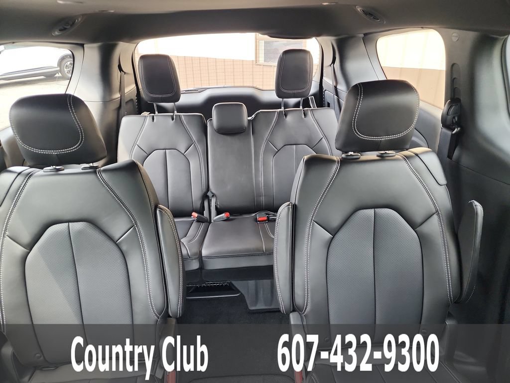 New 2026 Chrysler Pacifica Select w/ S Appearance Package FWD image 22