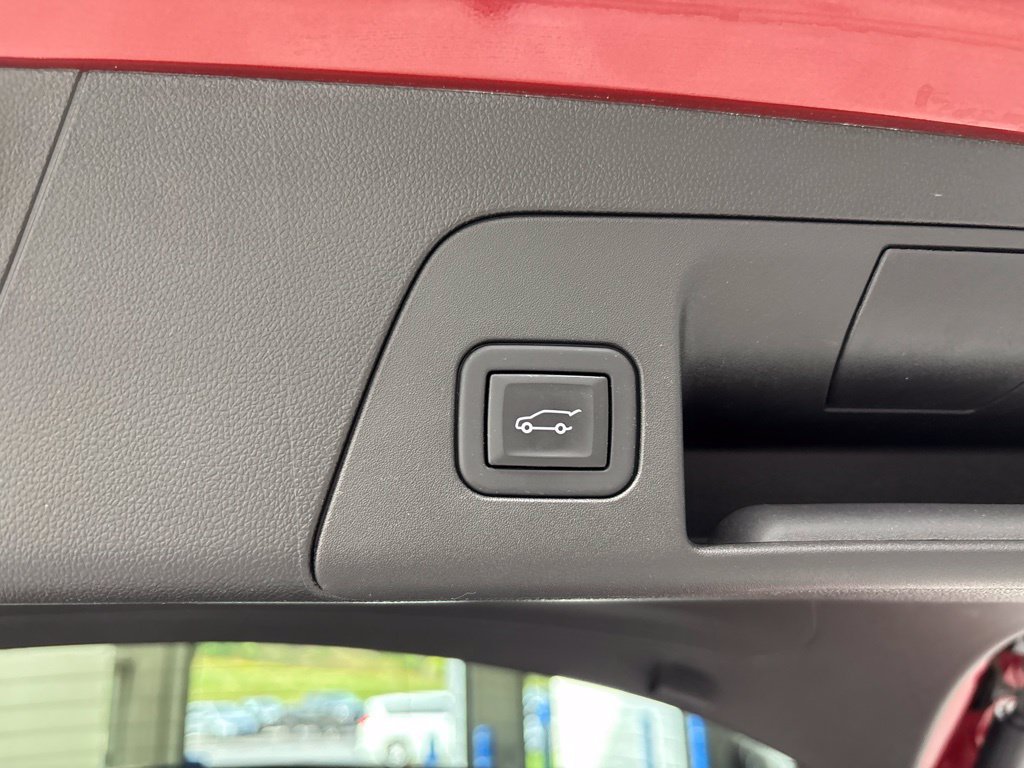 Used 2023 Buick Envision Avenir AWD/4WD image 60
