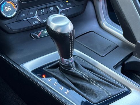 Used 2014 Chevrolet Corvette Stingray Coupe image 15