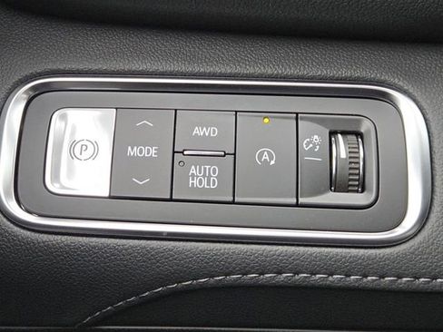 New 2026 Buick Enclave Sport Touring w/ Power Package image 18