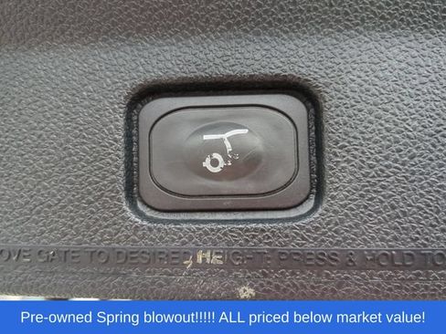Used 2019 Ford Explorer XLT w/ Equipment Group 201A FWD image 43