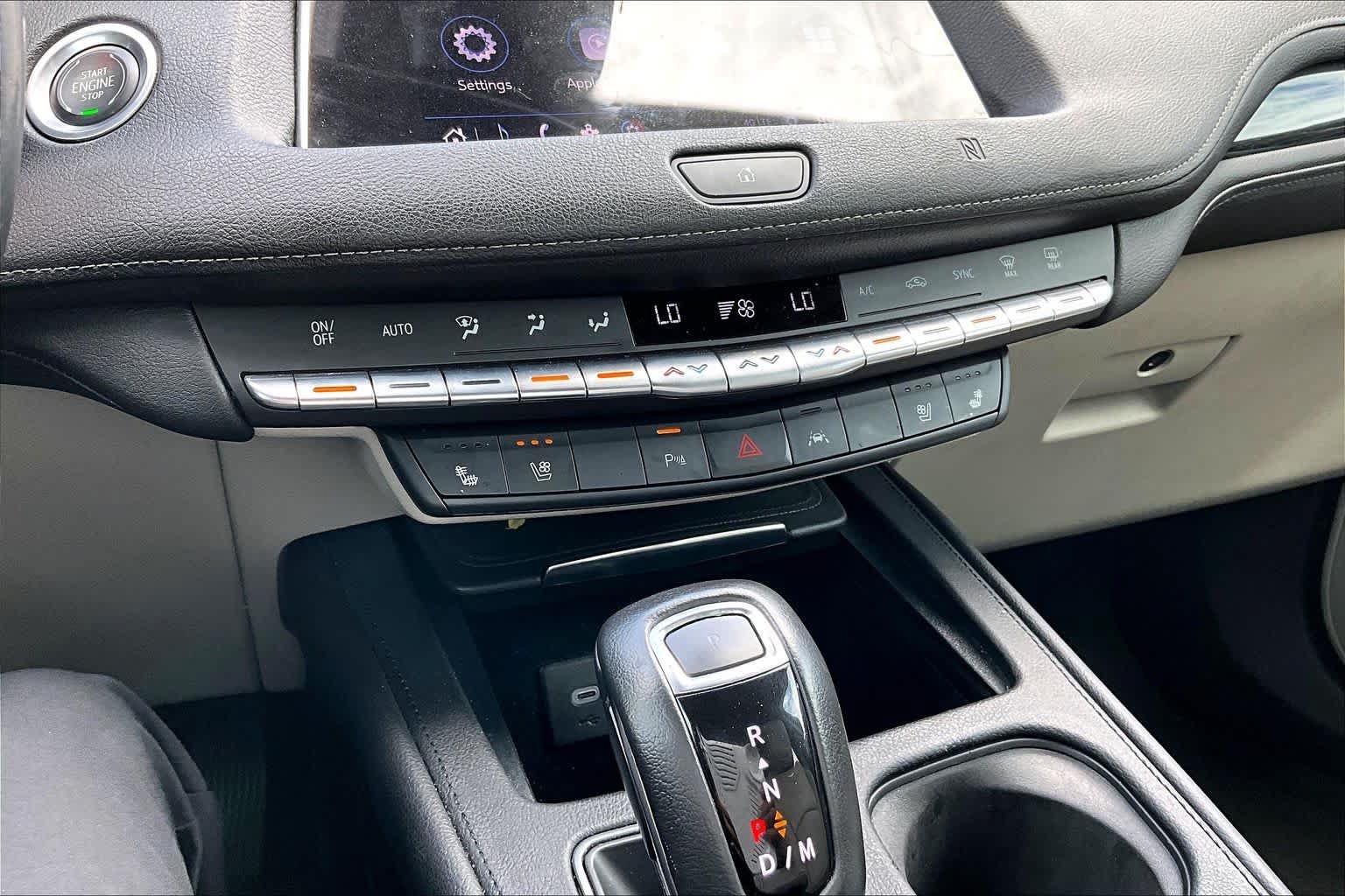 Used 2019 Cadillac XT4 Premium Luxury FWD image 34