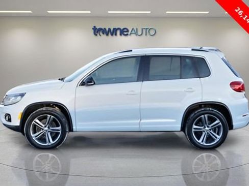 Used 2017 Volkswagen Tiguan Sport image 3