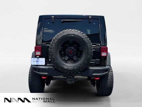 Used 2013 Jeep Wrangler Rubicon AWD/4WD image 4