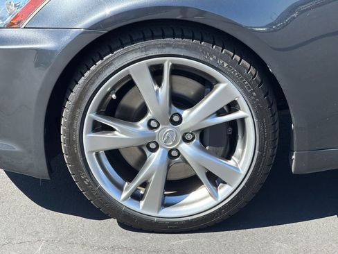 Used 2010 Lexus IS 350 w/ Preferred Accessory Package RWD image 30
