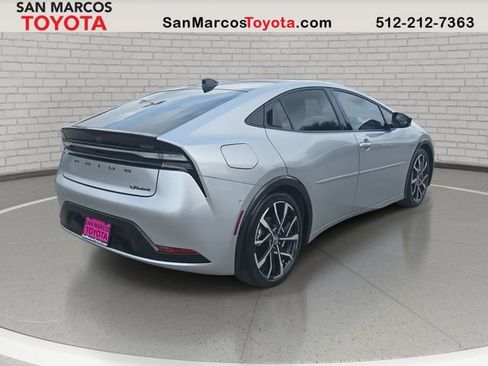 Used 2024 Toyota Prius Prime Premium image 5