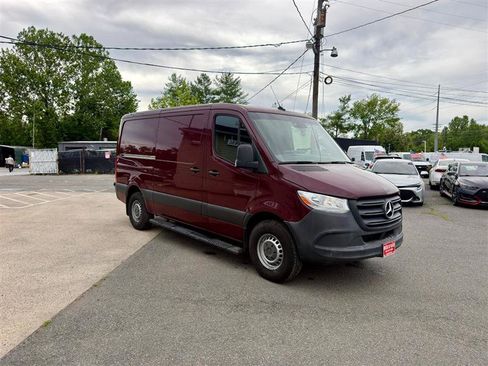 Used 2021 Mercedes-Benz Sprinter 1500 image 9