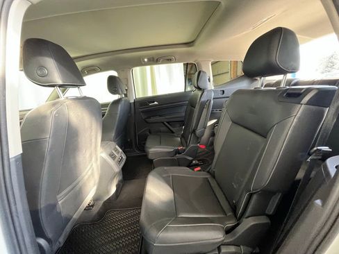 Used 2021 Volkswagen Atlas SEL image 23