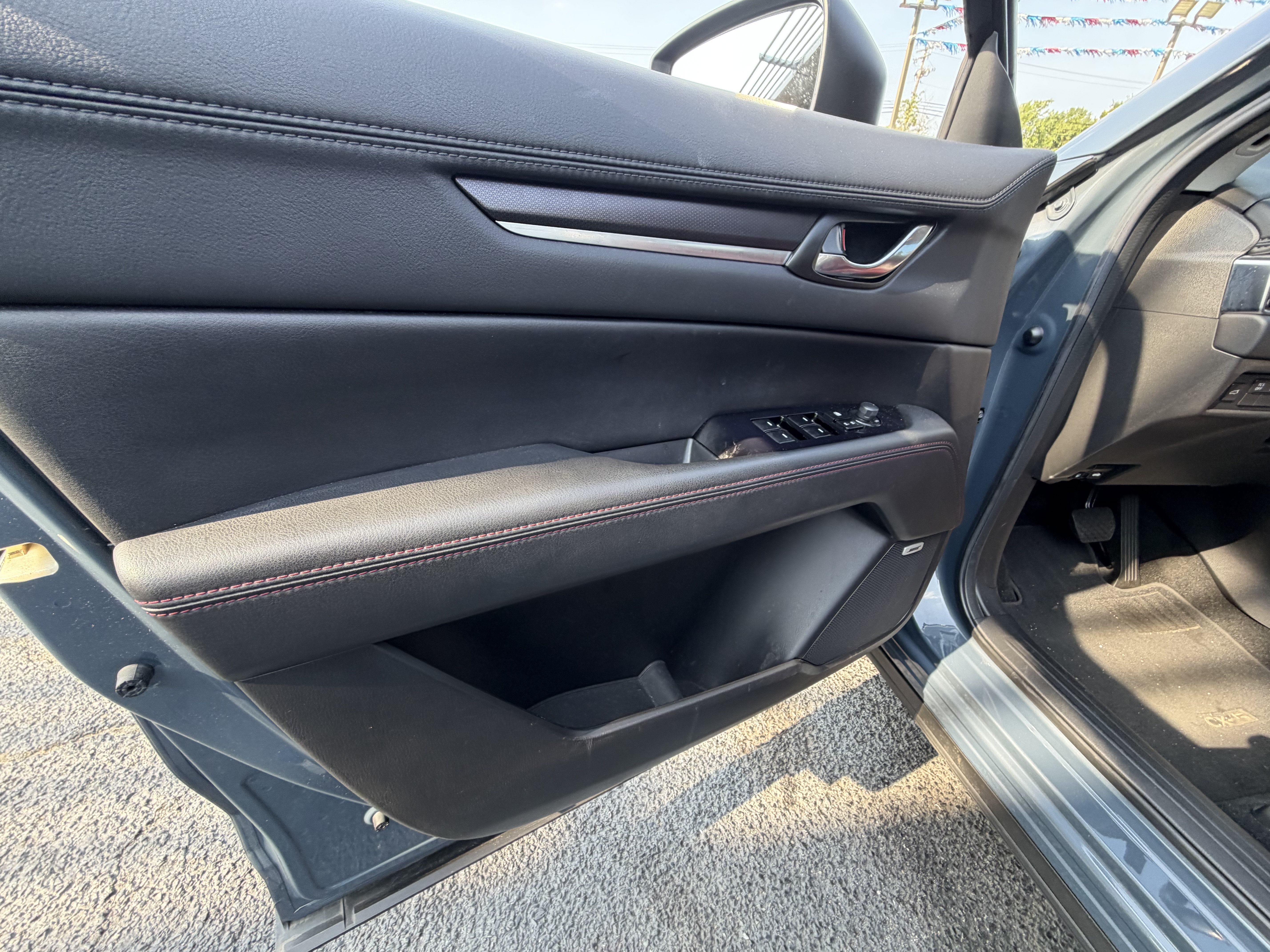 Used 2021 MAZDA CX-5 Carbon Edition FWD image 16
