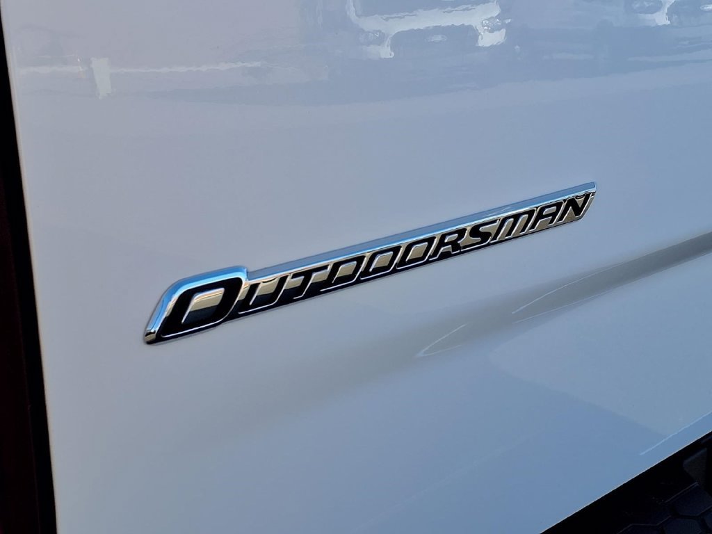 Used 2016 RAM 1500 Outdoorsman AWD/4WD image 9