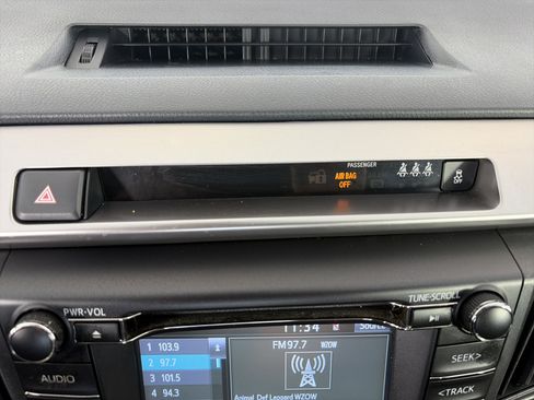 Used 2018 Toyota RAV4 LE w/ All Weather Liner Package FWD image 18