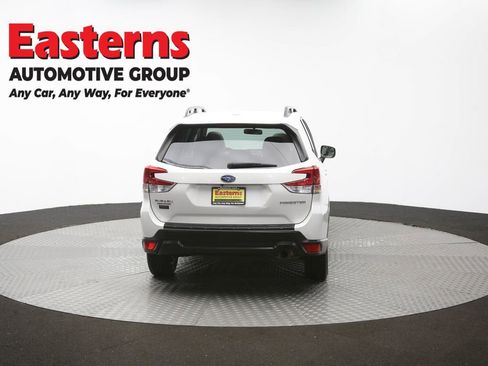 Used 2022 Subaru Forester Premium AWD/4WD image 41
