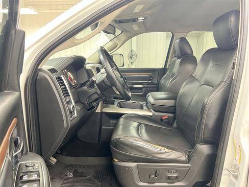 Used 2017 RAM 2500 Laramie w/ Sport Appearance Group image 18