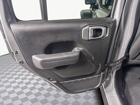 Used 2023 Jeep Wrangler Unlimited w/ Cold Weather Group image 50