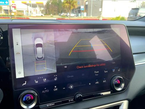 Used 2024 Lexus RX 500h F Sport w/ Convenience Package image 28