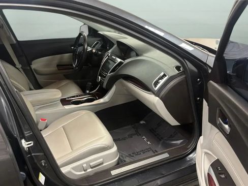 Used 2016 Acura TLX FWD image 22