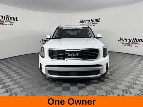 Used 2025 Kia Telluride S image 5
