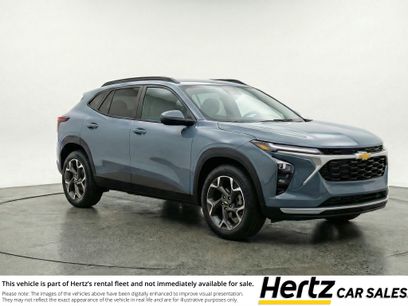 Used 2025 Chevrolet Trax LT w/ LT Convenience Package