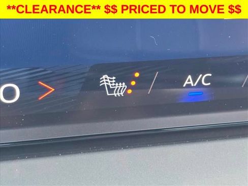New 2026 Chevrolet Traverse LT w/ Driver Confidence Package FWD image 22