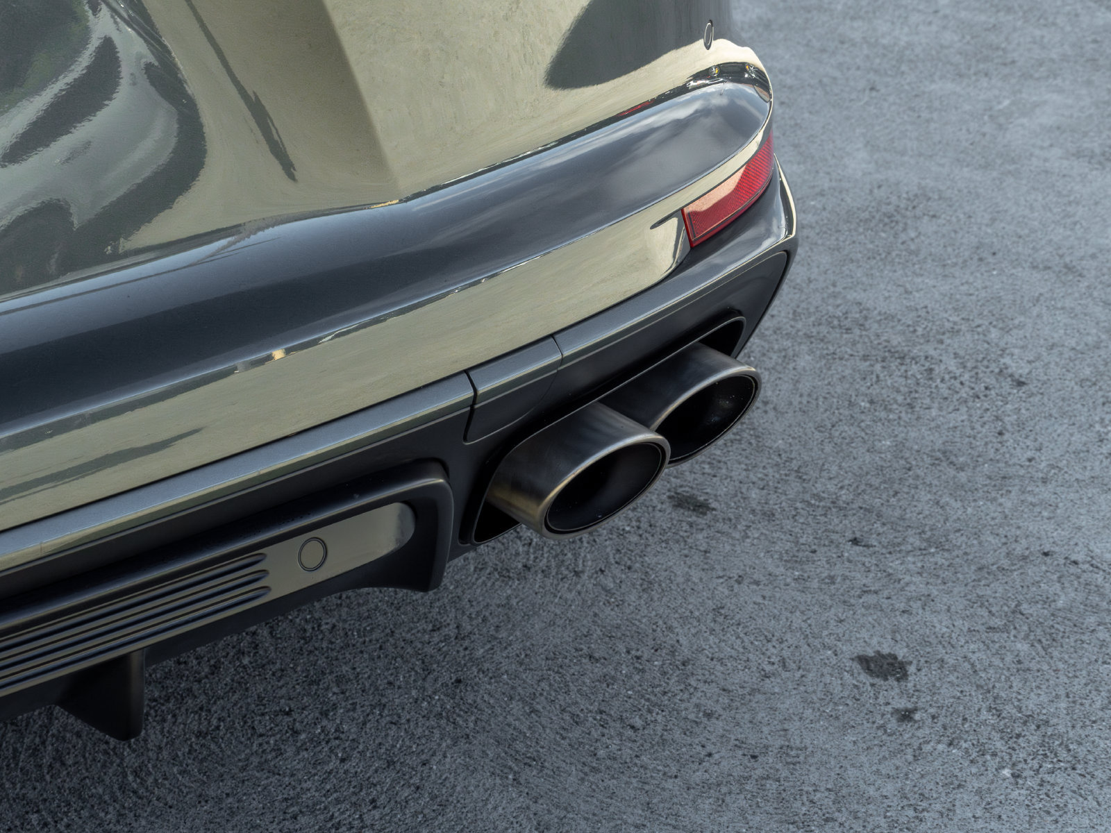 Certified 2024 Porsche Panamera image 20