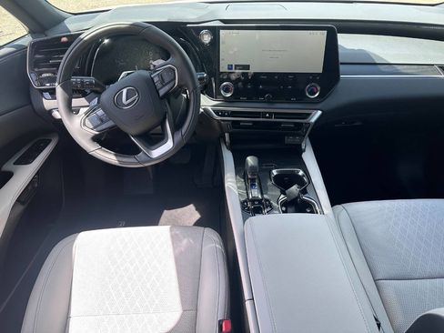 Used 2025 Lexus RX 350 Premium Plus w/ Convenience Package AWD/4WD image 8