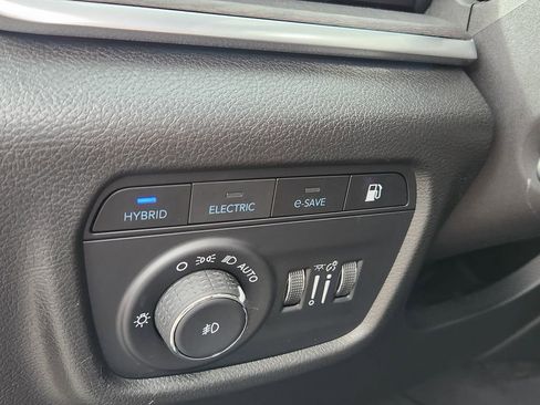 Used 2022 Jeep Grand Cherokee Overland AWD/4WD image 28