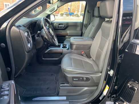 Used 2022 GMC Sierra 1500 SLT w/ SLT Convenience Package image 11