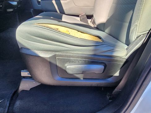 Used 2017 RAM 1500 Classic SLT image 24