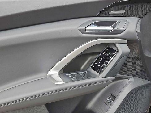 Certified 2025 Audi Q5 Premium Plus w/ Premium Plus image 10