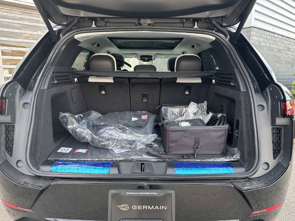 New 2027 Land Rover Range Rover Sport Battersea AWD/4WD image 6