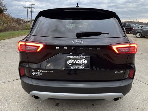 Used 2024 Ford Escape Platinum image 6