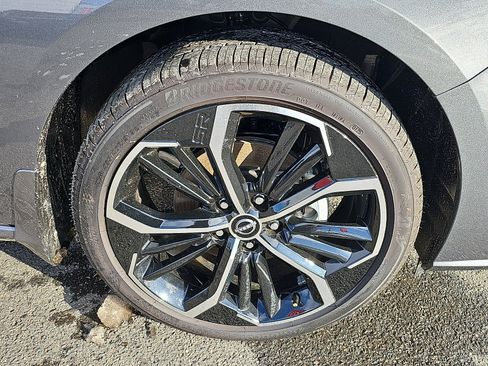 Certified 2025 Nissan Altima 2.5 SR w/ SR Premium Package AWD/4WD image 9