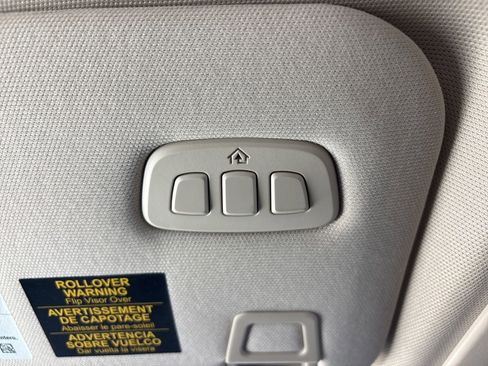 Used 2023 Lincoln Corsair FWD w/ Equipment Group 101A image 22